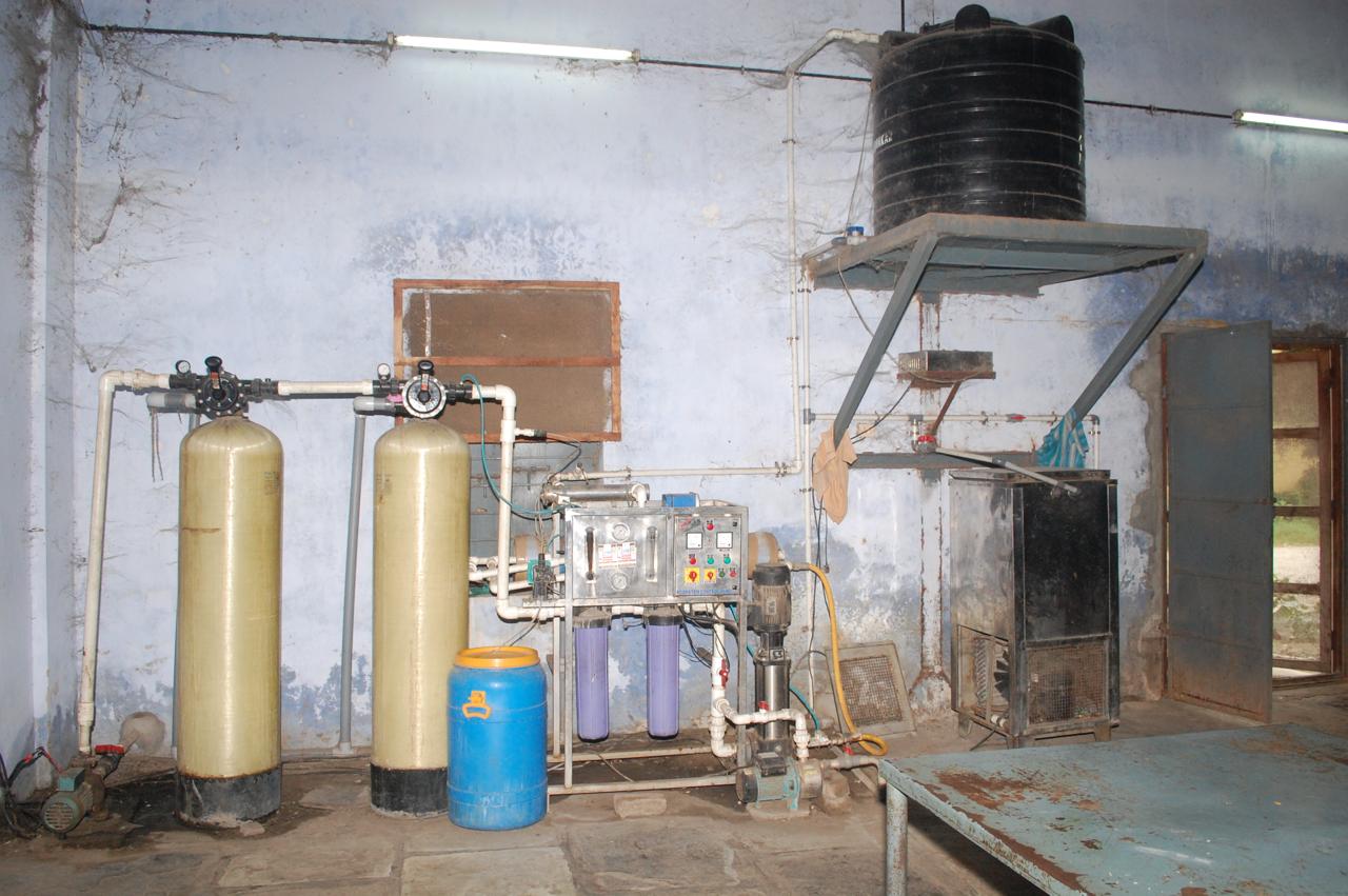 Fire Hydrant System with Pumps & Cables - Complete fire safety system with hydrants, pumps, and electrical cables. - View 1